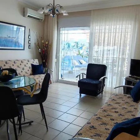 Sunflower Apartman Néa Péramos